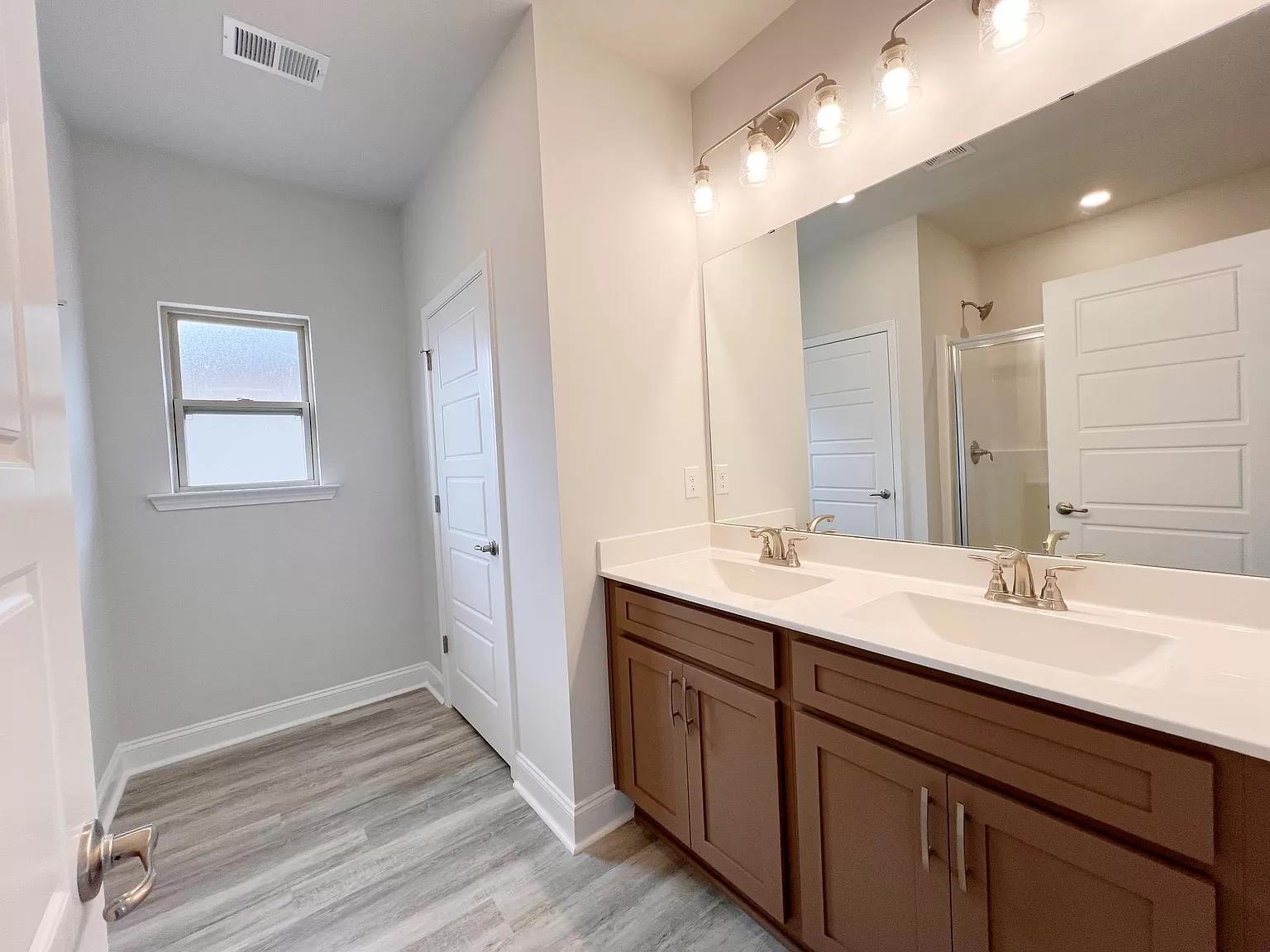 54 Woodcross Drive | Photo #19