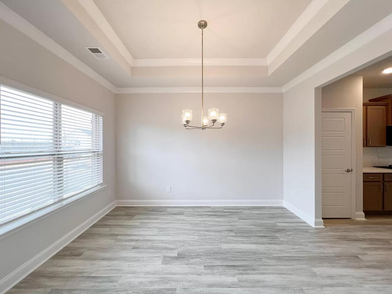 54 Woodcross Drive | Photo #2