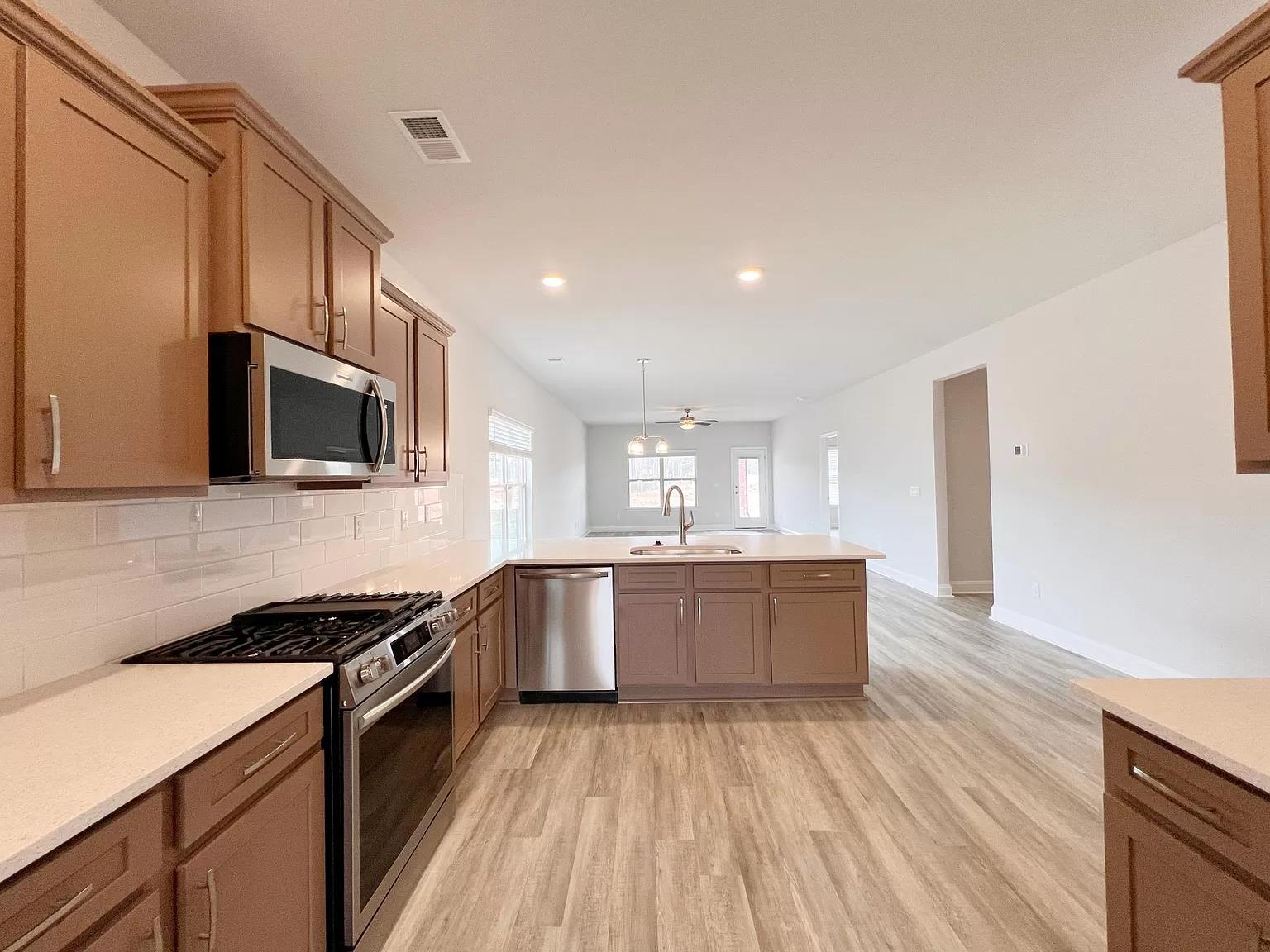 54 Woodcross Drive | Photo #6